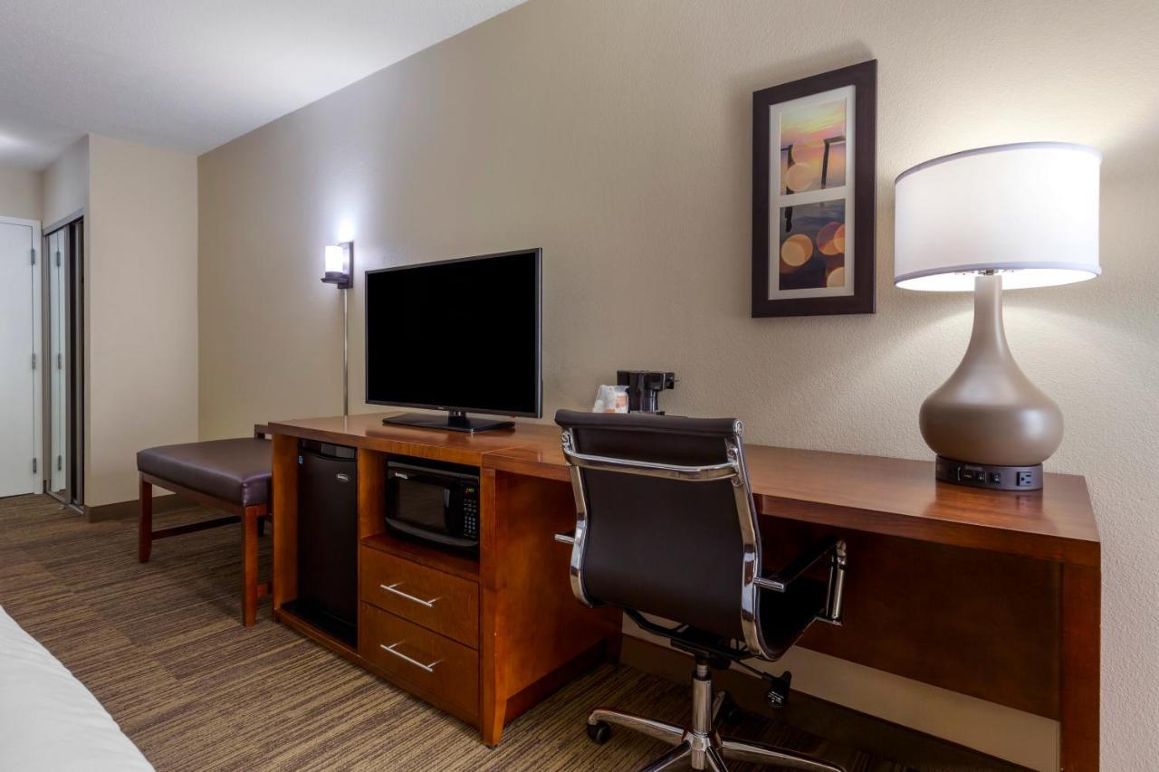Comfort Inn University Durham - Chapel Hill Εξωτερικό φωτογραφία