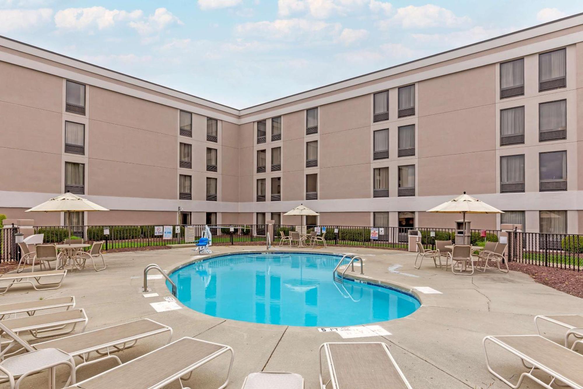 Comfort Inn University Durham - Chapel Hill Εξωτερικό φωτογραφία